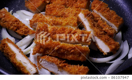 這很美味！炸肉排雞蛋裝訂 86107947