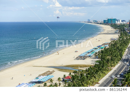 Da Nang beach 86116244