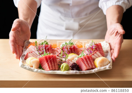 生魚片拼盤 86118850