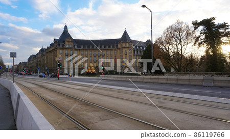 View of Luxembourg old town, UNESCO World Heritage Site, with the ancient city wall View of Luxembourg old town, UNESCO World Heritage Site, with the ancient city wall 86119766