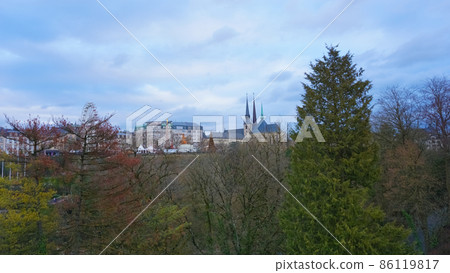 View of Luxembourg old town, UNESCO World Heritage Site, with the ancient city wall View of Luxembourg old town, UNESCO World Heritage Site, with the ancient city wall 86119817