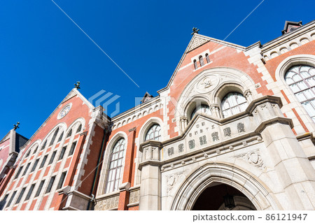 Keio University Library 86121947