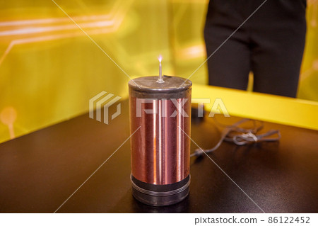 Lightning generator. Tesla coil. best at smaller sizes. 86122452