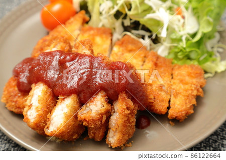 Tonkatsu close-up 86122664