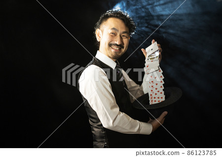 Beard magician 86123785