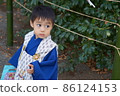 A 3-year-old boy who visits Shichigosan 86124153