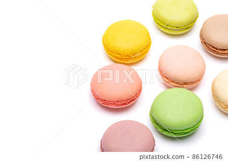 五顏六色的蛋白杏仁餅乾放置 五顏六色的蛋白杏仁餅乾放置 86126746