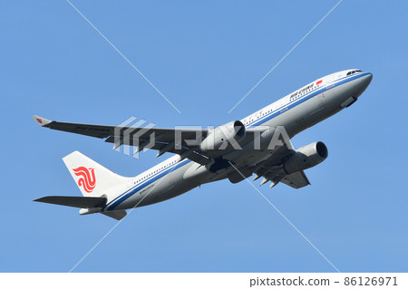 Air China passenger plane A330-200 86126971