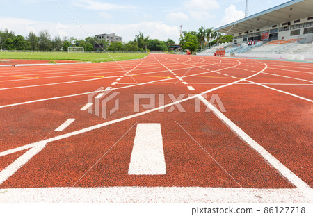 Old racetrack at the park in the morning 86127718