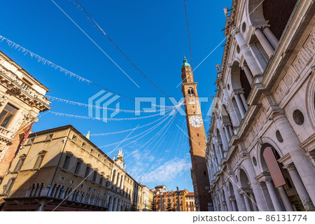 Basilica Palladiana and the Ancient Civic Tower in Vicenza Veneto Italy Basilica Palladiana and the Ancient Civic Tower in Vicenza Veneto Italy 86131774