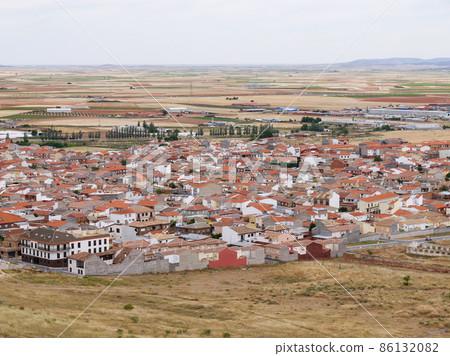 The land of Consuegra in La Mancha, Spain The land of Consuegra in La Mancha, Spain 86132082