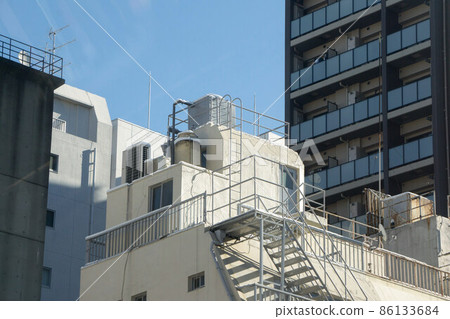 Rooftop tower 86133684