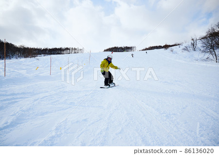 小學生單板滑雪 86136020