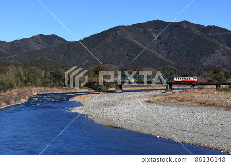 Tarumi Railway crossing the Neo River 86136148