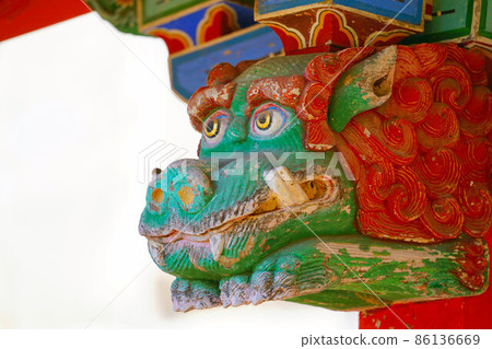 Nishi-Minobu / Myohonji Temple, a nationally designated important cultural property, the dragon's nose 12 in the shape of a dragon in the temple Nishi-Minobu / Myohonji Temple, a nationally designated important cultural property, the dragon's nose 12 in the shape of a dragon in the temple 86136669
