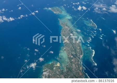 Beautiful view of Miyakojima from the sky Beautiful view of Miyakojima from the sky 86137016