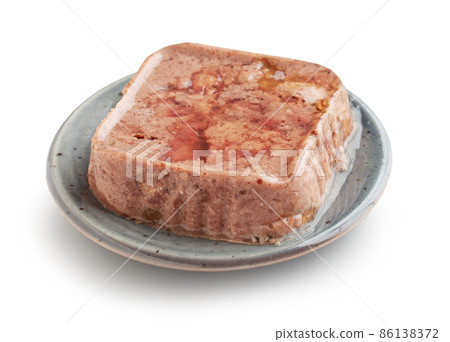 plate of pet food plate of pet food 86138372