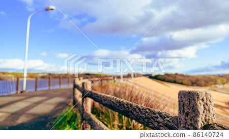 與藍天的懷舊風景 與藍天的懷舊風景 86140724