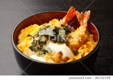 Shrimp and rice bowl 86142599