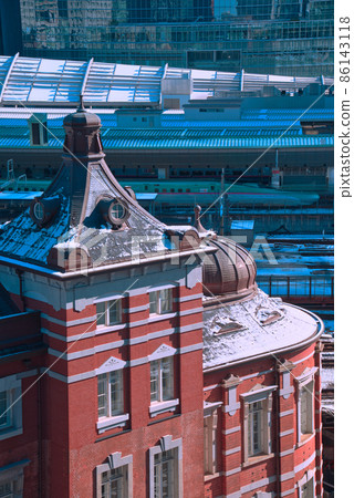Winter Tokyo Station 86143118