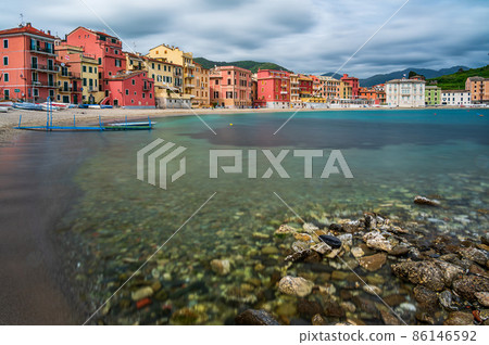 Baia del Silenzio in Sestri Levante 86146592