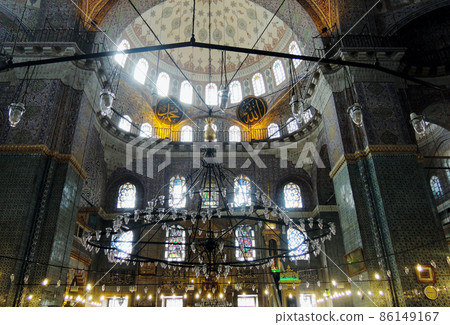Mihrab in the Oratory of Jeni Jamii, Istanbul, Turkey Mihrab in the Oratory of Jeni Jamii, Istanbul, Turkey 86149167