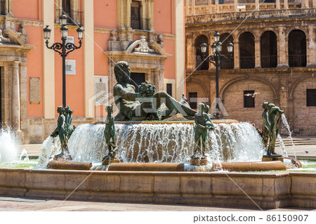 Fountain Rio Turia in Valencia Fountain Rio Turia in Valencia 86150907