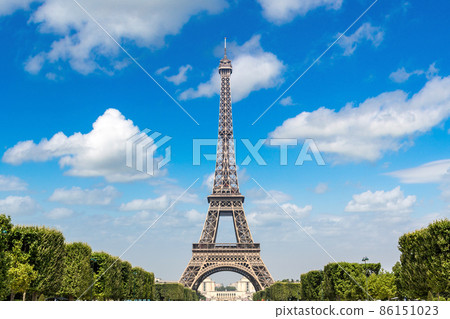 Eiffel tower in Paris Eiffel tower in Paris 86151023