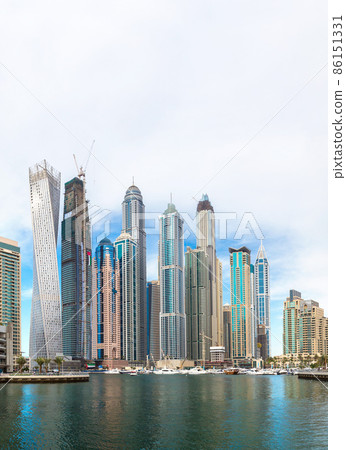 Panorama of Dubai marina 86151331