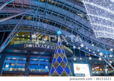 《福岡縣》燈火通明的JR博多站（博多，光之城） 86151633