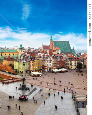 Panoramic view of Warsaw 86152451