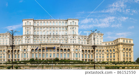 Parliament in Bucharest 86152550