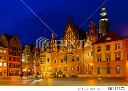 Town Hall in the Market square at night. Wroclaw. Town Hall in the Market square at night. Wroclaw. 86153872