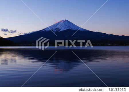 Japanese landscape "upside down Mt. Fuji" Japanese landscape "upside down Mt. Fuji" 86155955