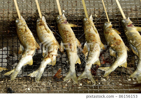 A sweet salted roast 86156153