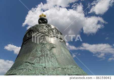 The Tsar Bell, also known as the Tsarsky Kolokol, Moscow Kremlin The Tsar Bell, also known as the Tsarsky Kolokol, Moscow Kremlin 86159041