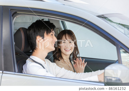 去購物的夫婦 去購物的夫婦 86161232
