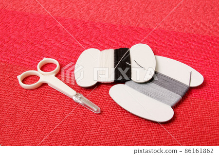 Thread, sewing, sewing tools, scissors, scissors, cutting, string, string, home economics Thread, sewing, sewing tools, scissors, scissors, cutting, string, string, home economics 86161862