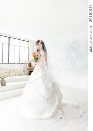 Bridal image Bridal image 86161923