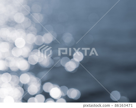 焦外水面的光輝 86163471