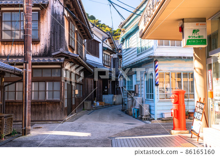 “廣島縣”御手洗街景、大崎下島“飛島街道” 86165160