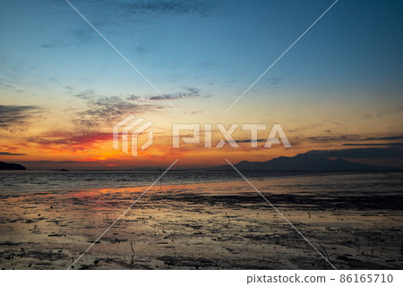 有明海美麗日落的煙草島 86165710