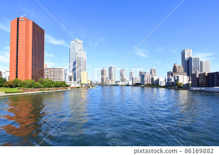 In 2021, the scenery of the Sumida River in Tokyo 86169882