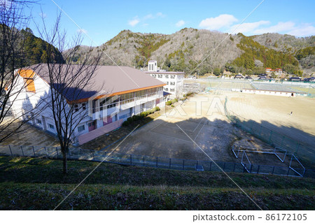 【休園】岡山縣立吉備北兩高中(現吉備中央町加賀中學)岡山縣加賀區吉備中央町2 【休園】岡山縣立吉備北兩高中(現吉備中央町加賀中學)岡山縣加賀區吉備中央町2 86172105