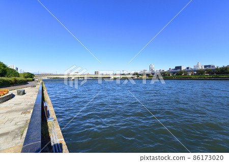 In 2021, the scenery of the Sumida River in Tokyo 86173020