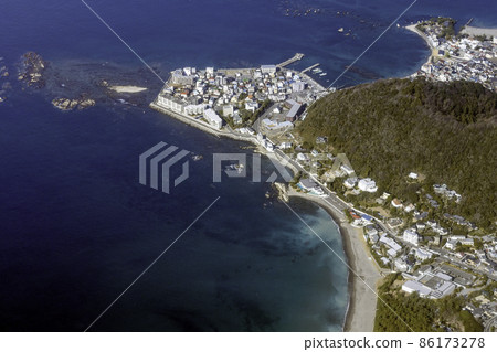 Aerial view of the Miura Peninsula near the Shibasaki coast 86173278