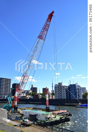 In 2021, the scenery of the Sumida River in Tokyo In 2021, the scenery of the Sumida River in Tokyo 86173466