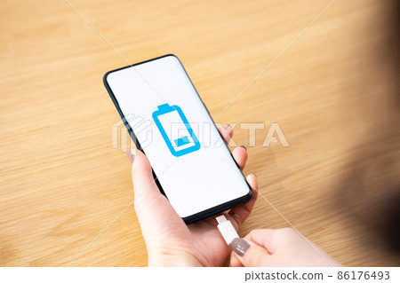 智能手機電池充電 智能手機電池充電 86176493