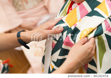 Children's kimono dressing 86182458