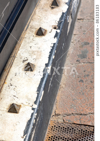 Anti Homeless Spikes Ledge Anti Homeless Spikes Ledge 86183183